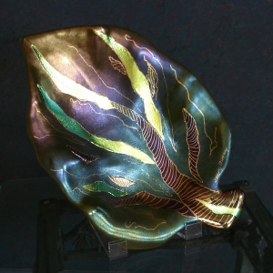 Autumn Leaf platter - Kiln fused glass with 22k gold cropped for blog