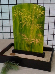 Box with Green bamboo 6x7.9 466x594 pix 74 res